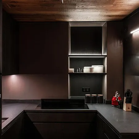 Writer's Loft In - The House Of Travelers * Como