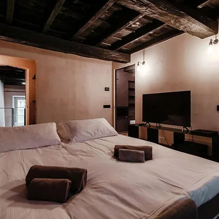 Writer's Loft In - The House Of Travelers Apartment Como