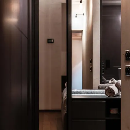 Apartment Writer's Loft In - The House Of Travelers Como