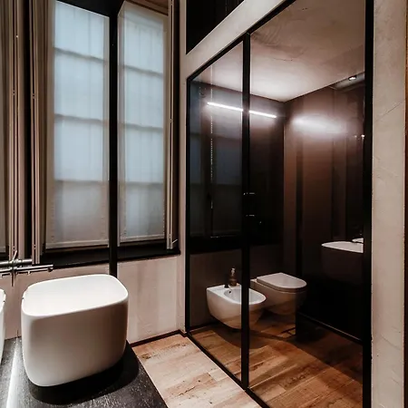 Writer's Loft In - The House Of Travelers Como